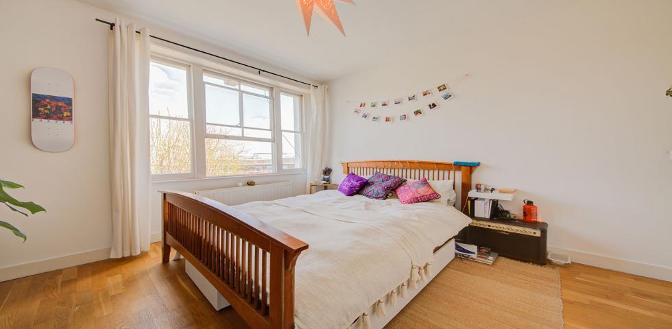 			3 Bedroom, 1 bath, 1 reception Flat			 Hilldrop Road, Tufnell Park